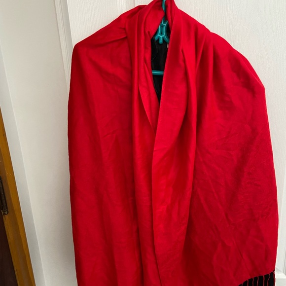 Acrylic Red Scarf with Sequin details - Picture 6 of 6